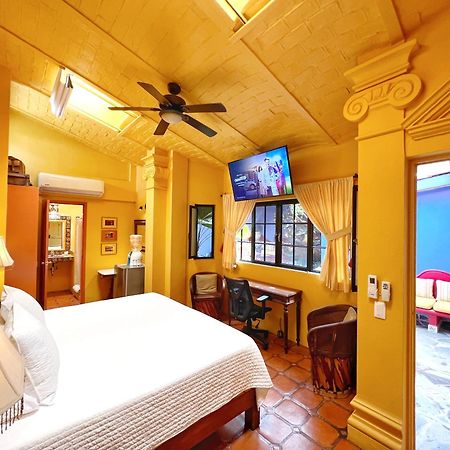 Estrellita'S Bed & Breakfast Ajijic Dış mekan fotoğraf