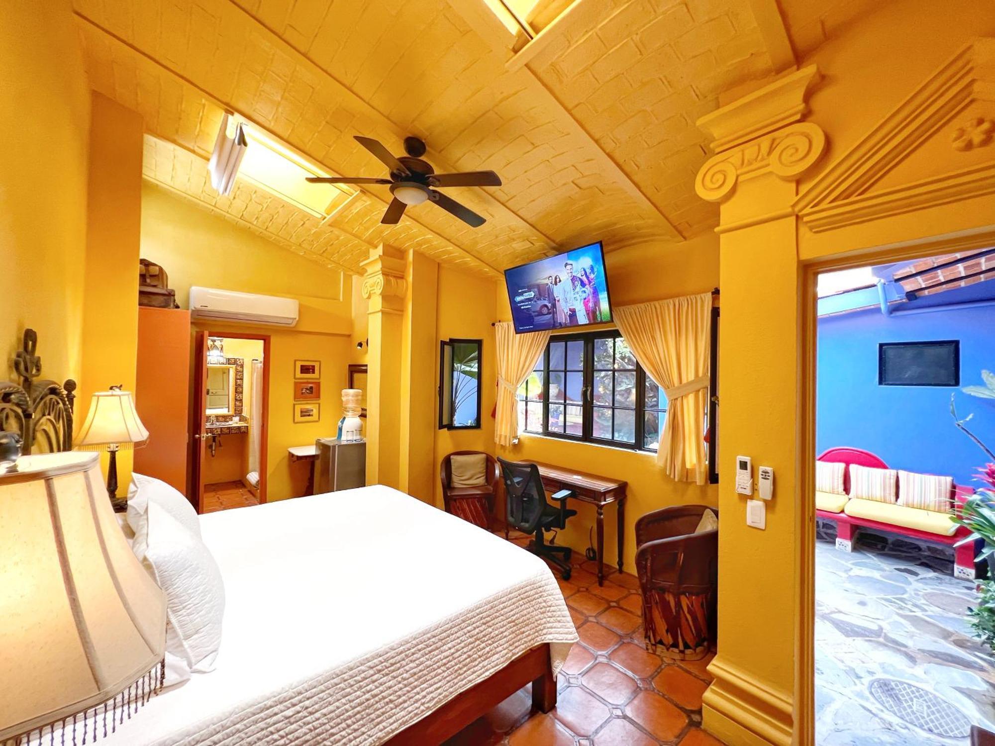 Estrellita'S Bed & Breakfast Ajijic Dış mekan fotoğraf