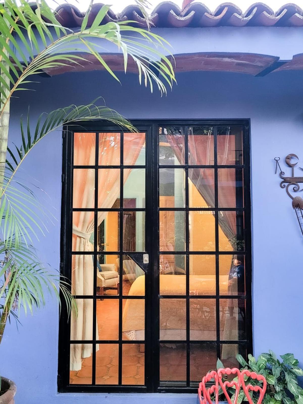 Estrellita'S Bed & Breakfast Ajijic Dış mekan fotoğraf