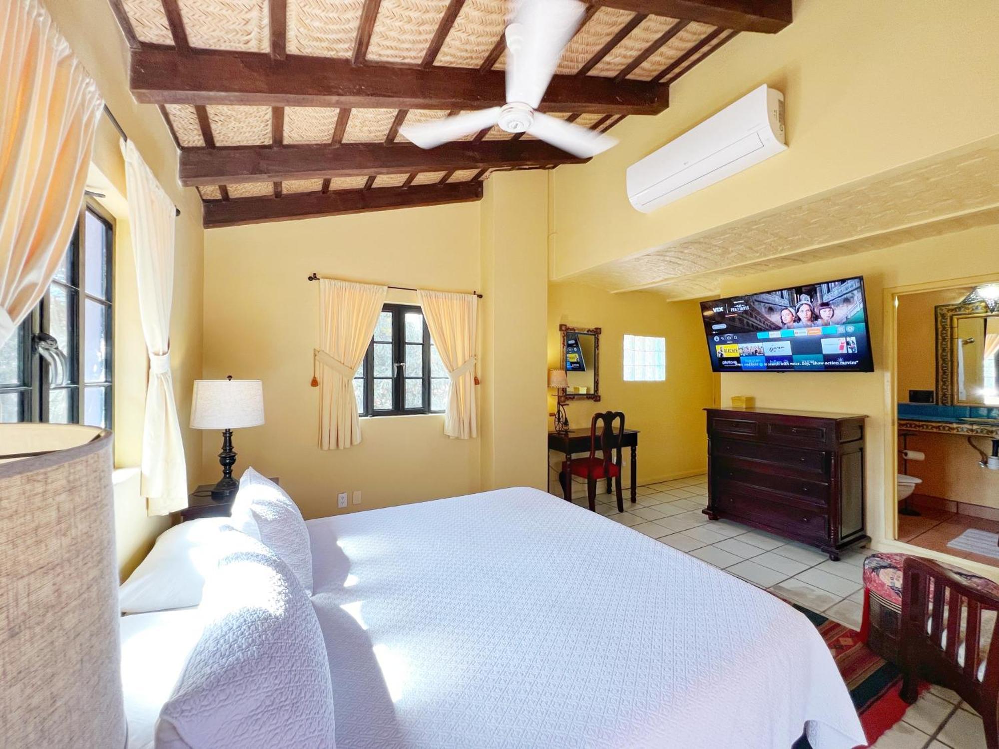 Estrellita'S Bed & Breakfast Ajijic Dış mekan fotoğraf