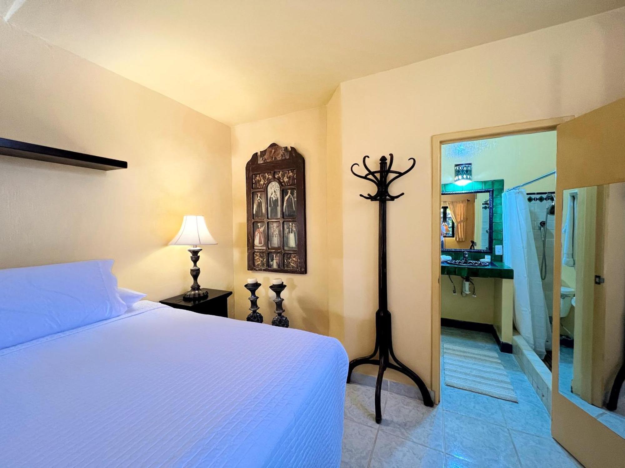 Estrellita'S Bed & Breakfast Ajijic Dış mekan fotoğraf